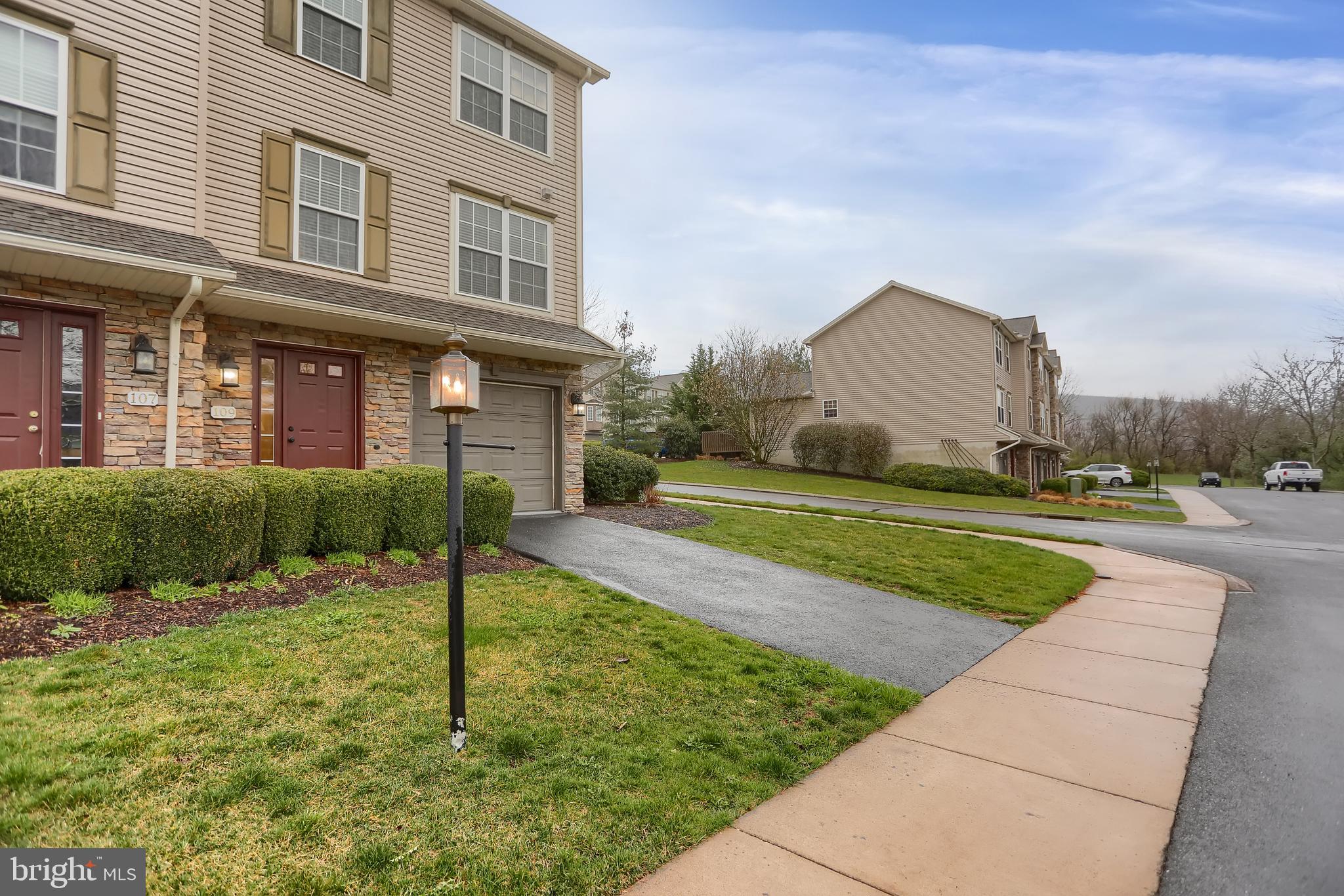 STEEPLECHASE - Residential