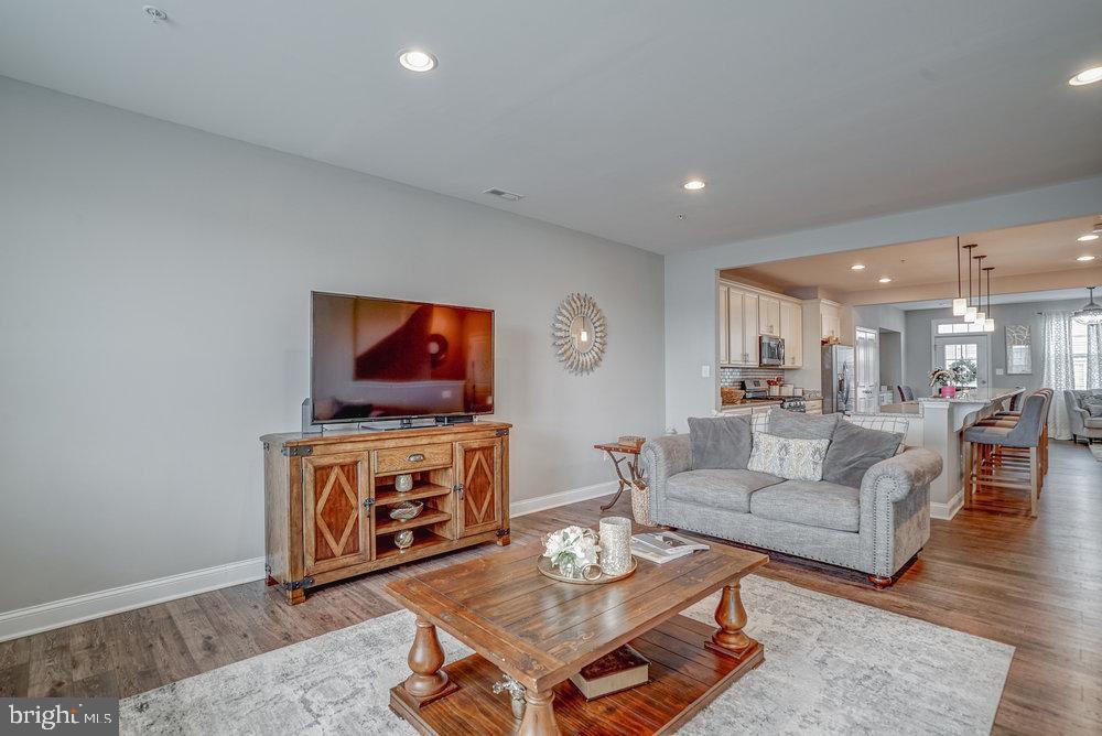 WESTVIEW SOUTH - Residential