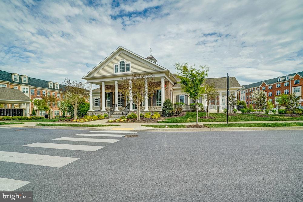 WESTVIEW SOUTH - Residential