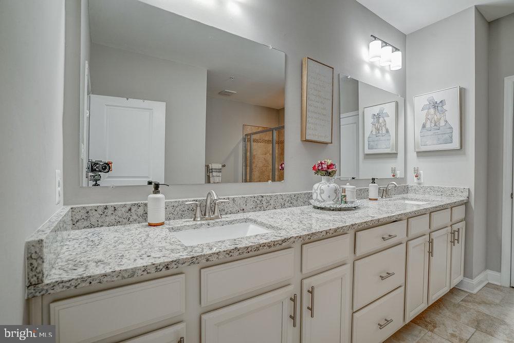 WESTVIEW SOUTH - Residential