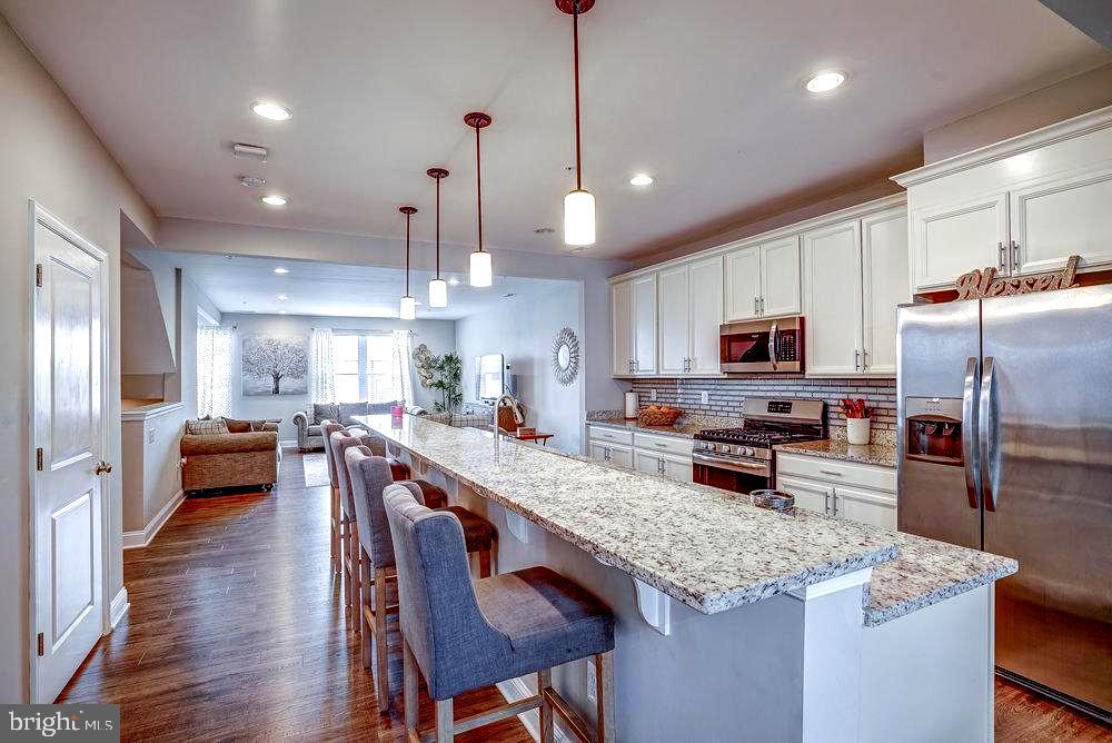 WESTVIEW SOUTH - Residential