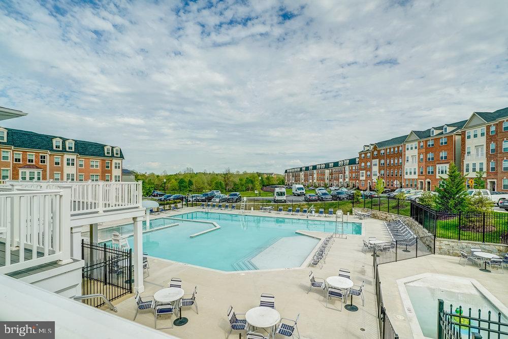 WESTVIEW SOUTH - Residential