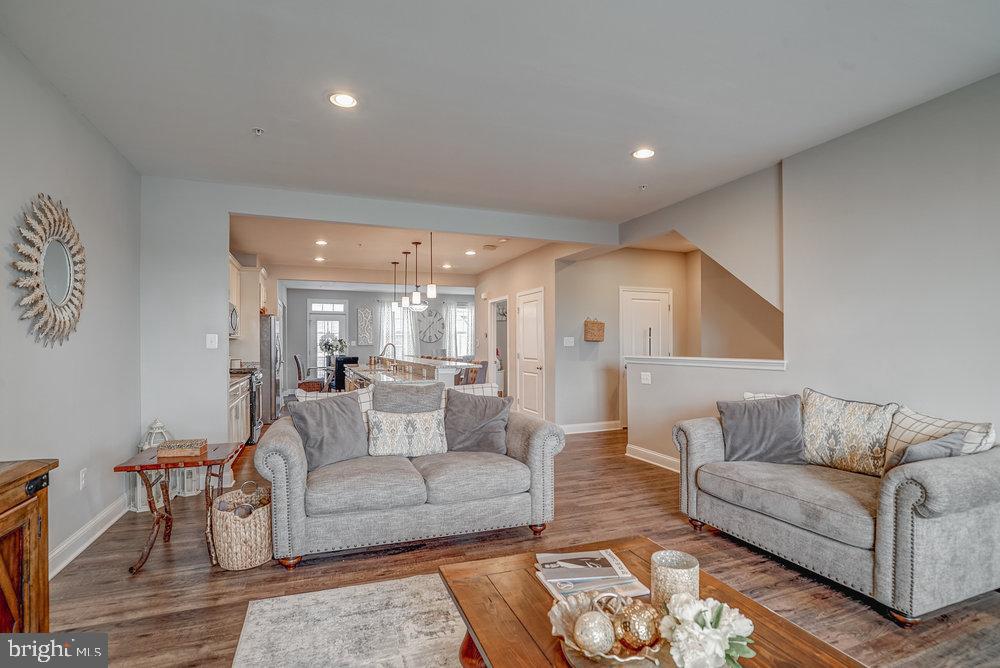 WESTVIEW SOUTH - Residential