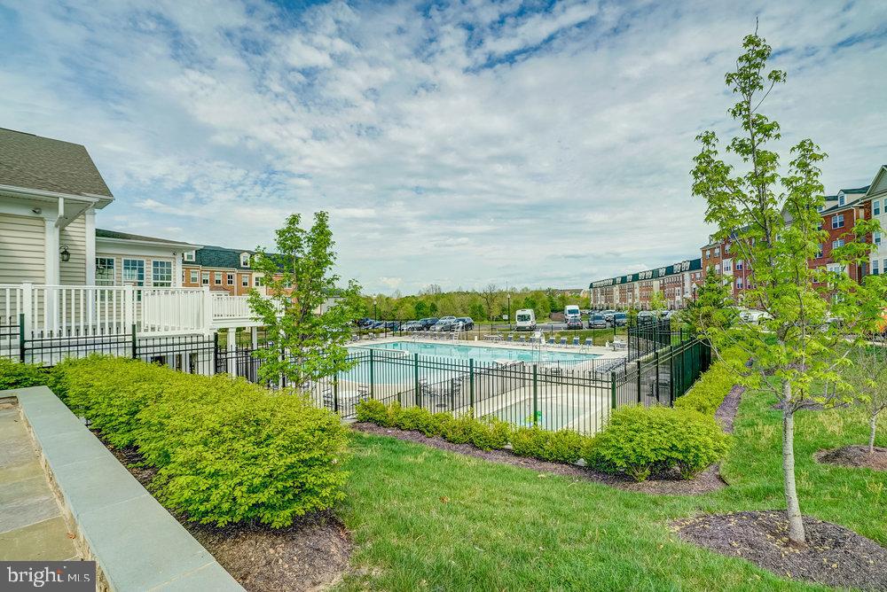 WESTVIEW SOUTH - Residential