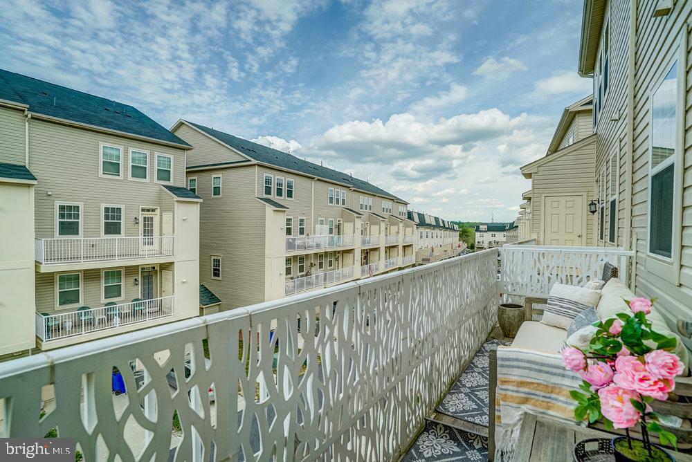 WESTVIEW SOUTH - Residential