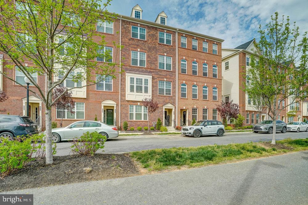 WESTVIEW SOUTH - Residential