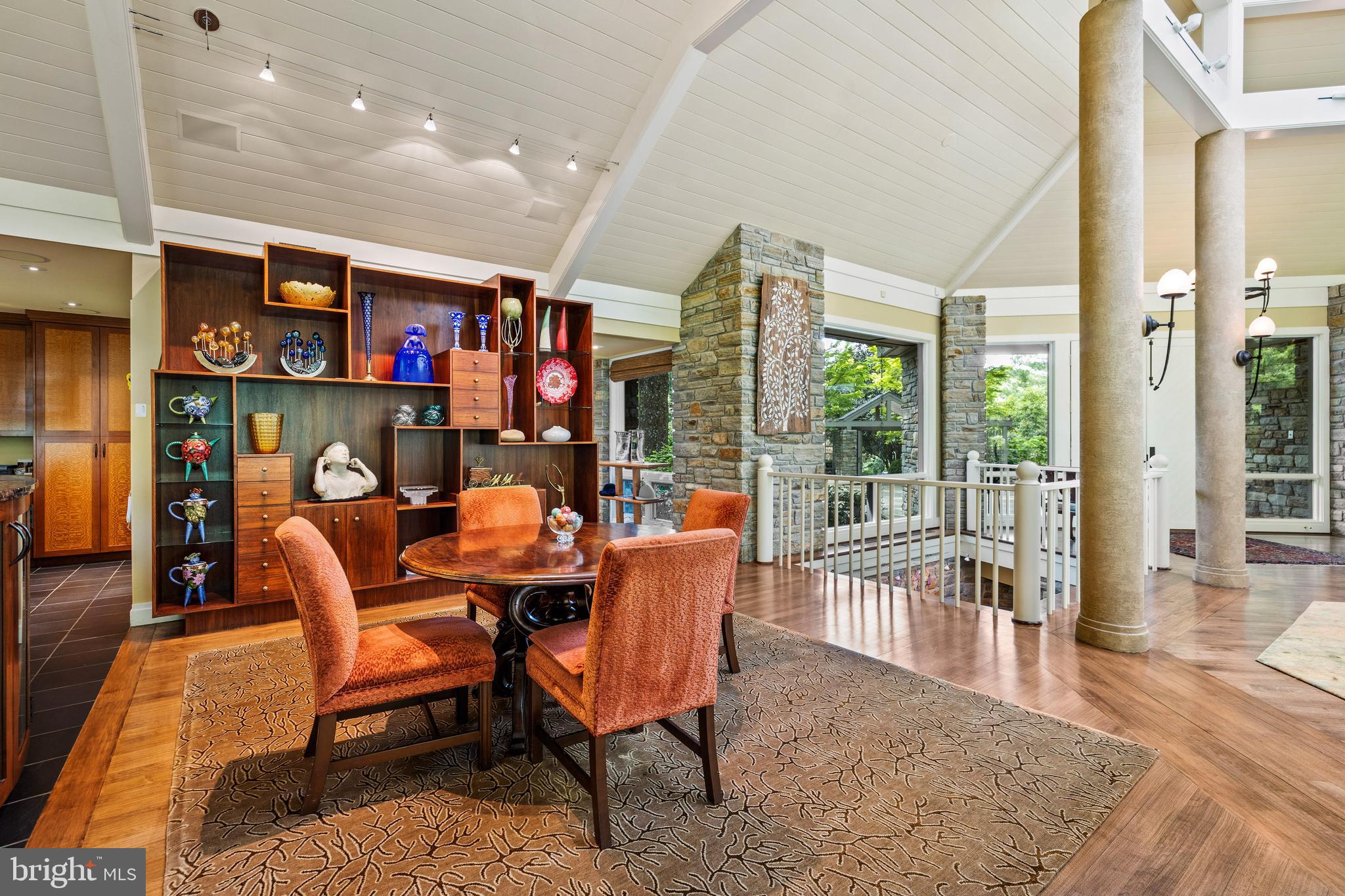 OAK HILL - Residential