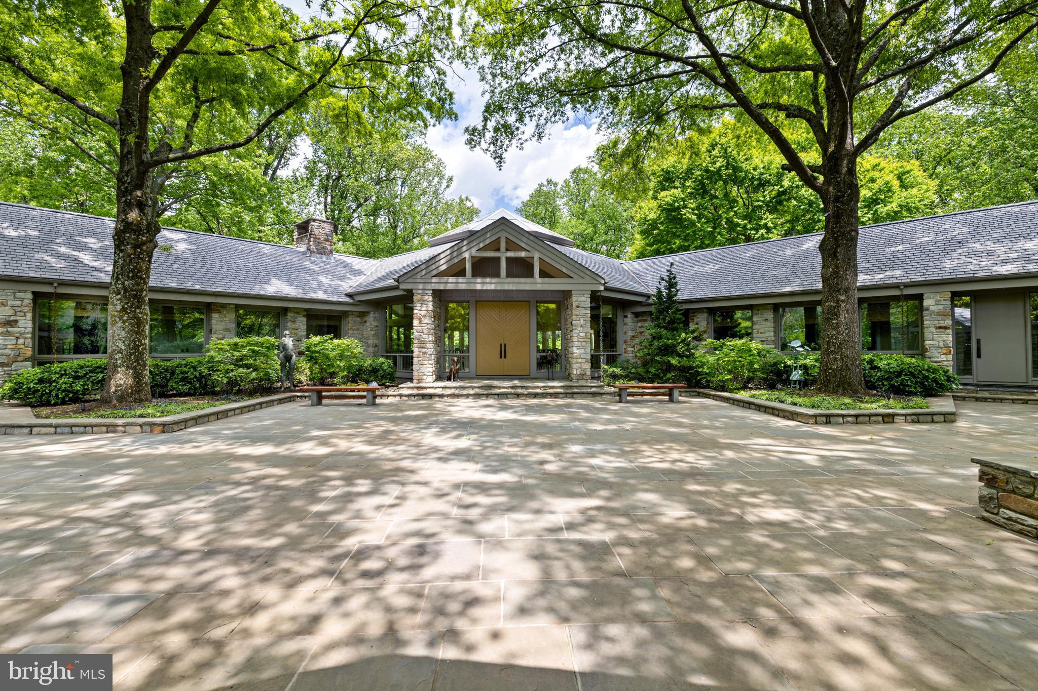 OAK HILL - Residential