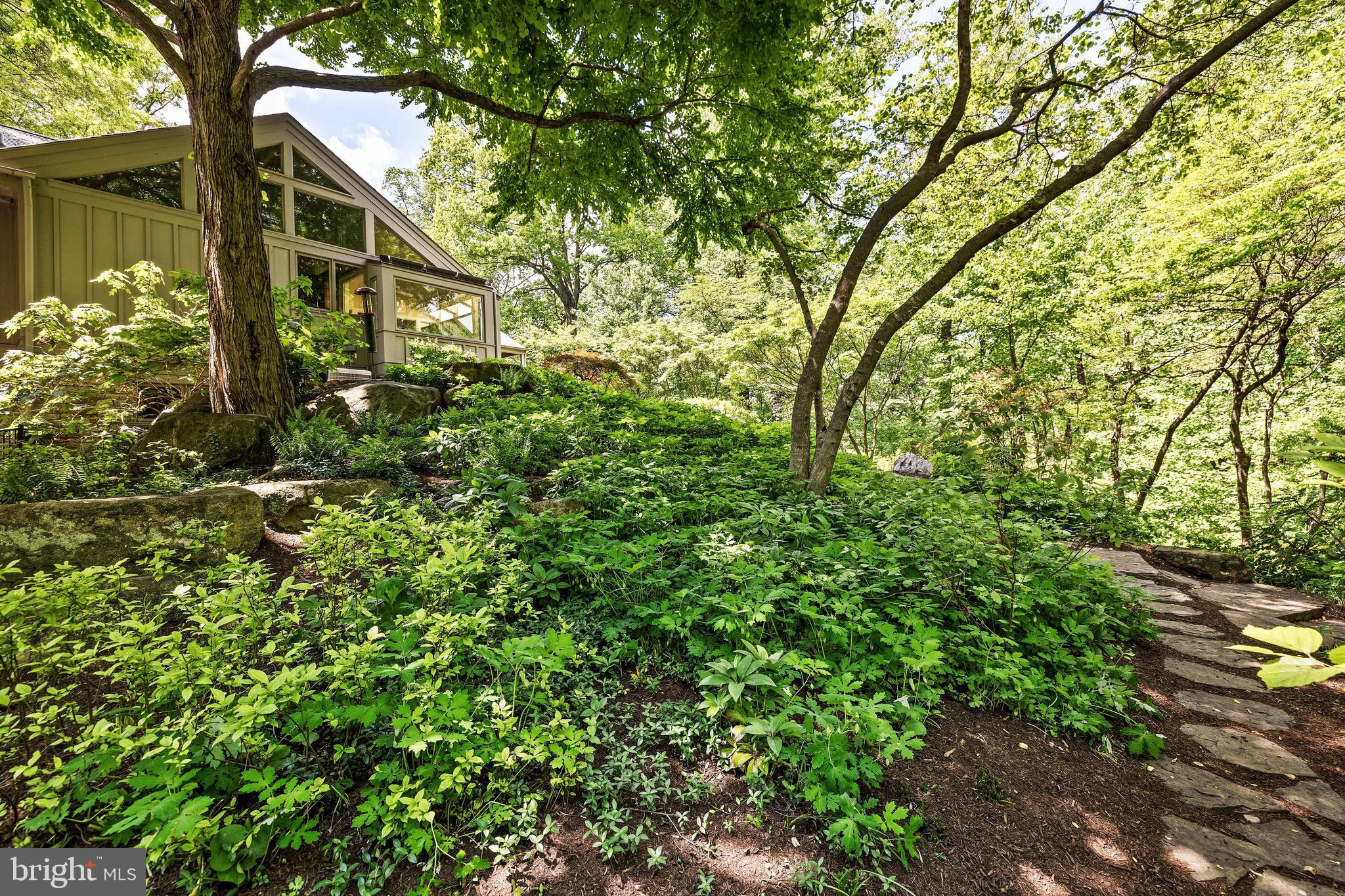 OAK HILL - Residential