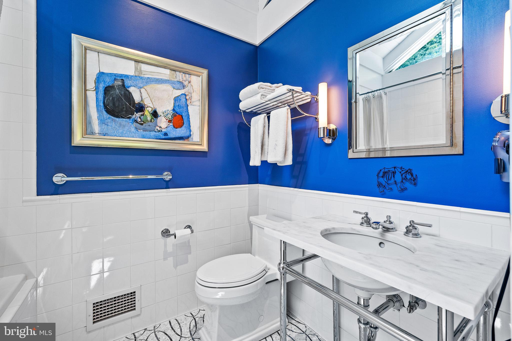 OAK HILL - Residential