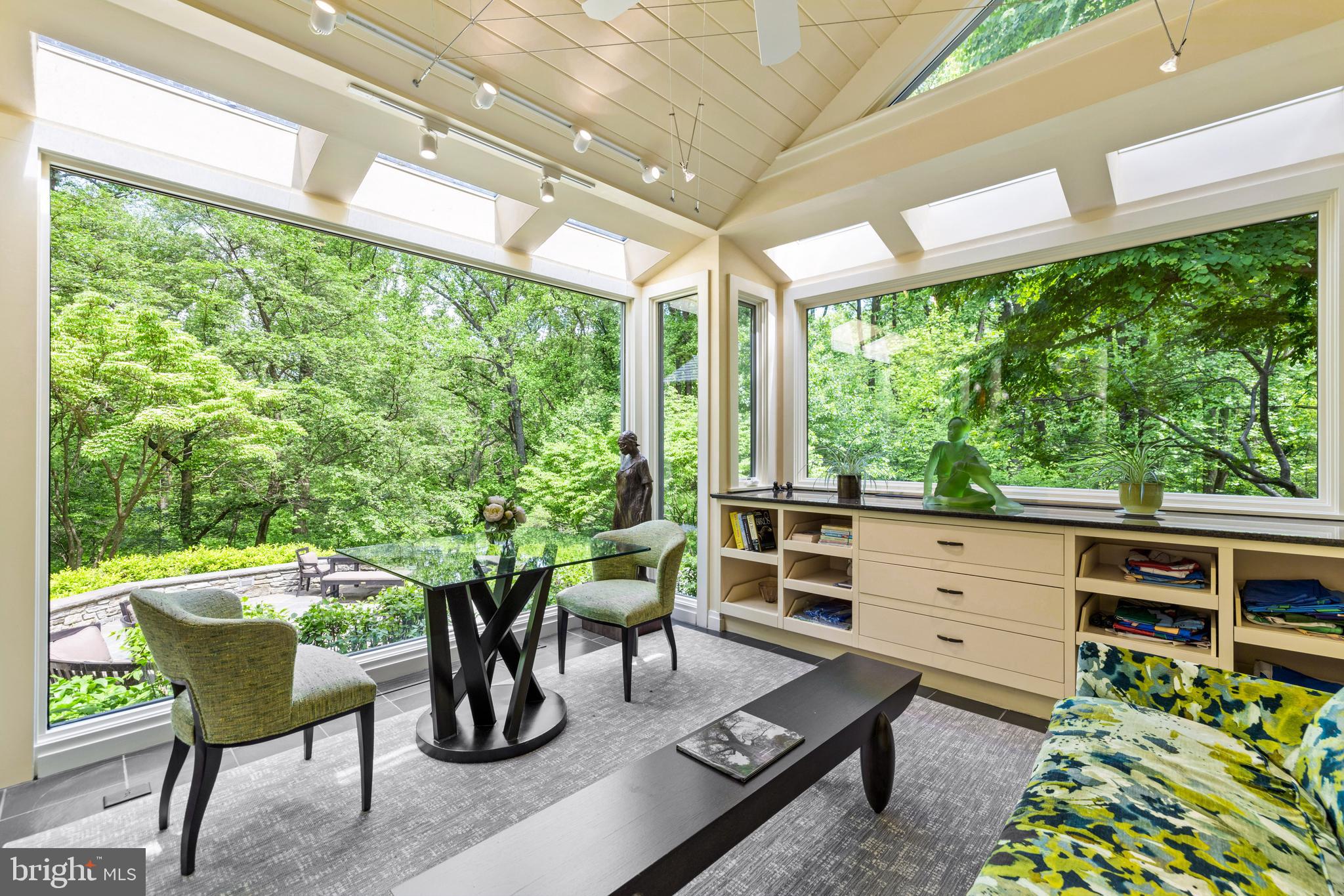 OAK HILL - Residential