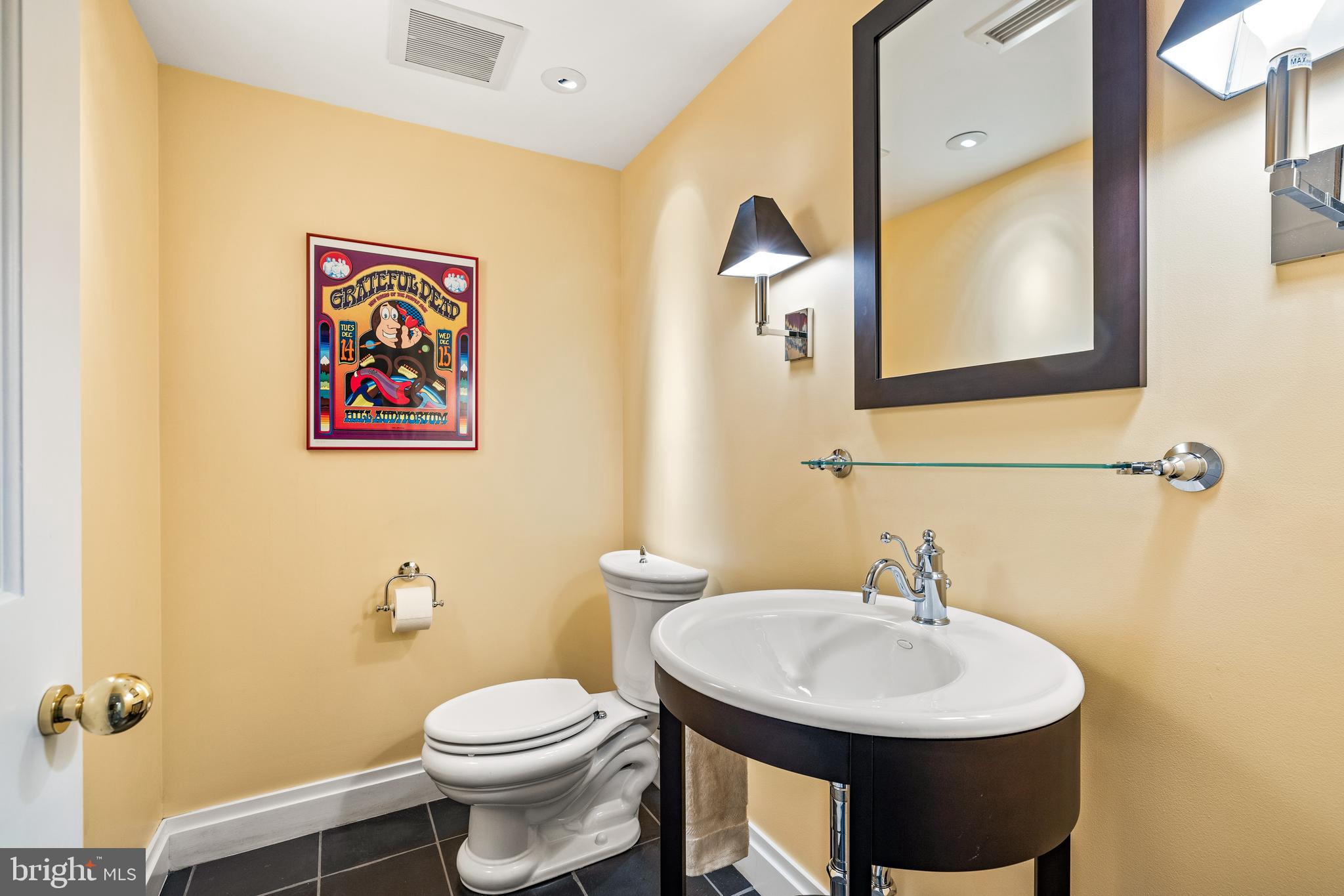 OAK HILL - Residential