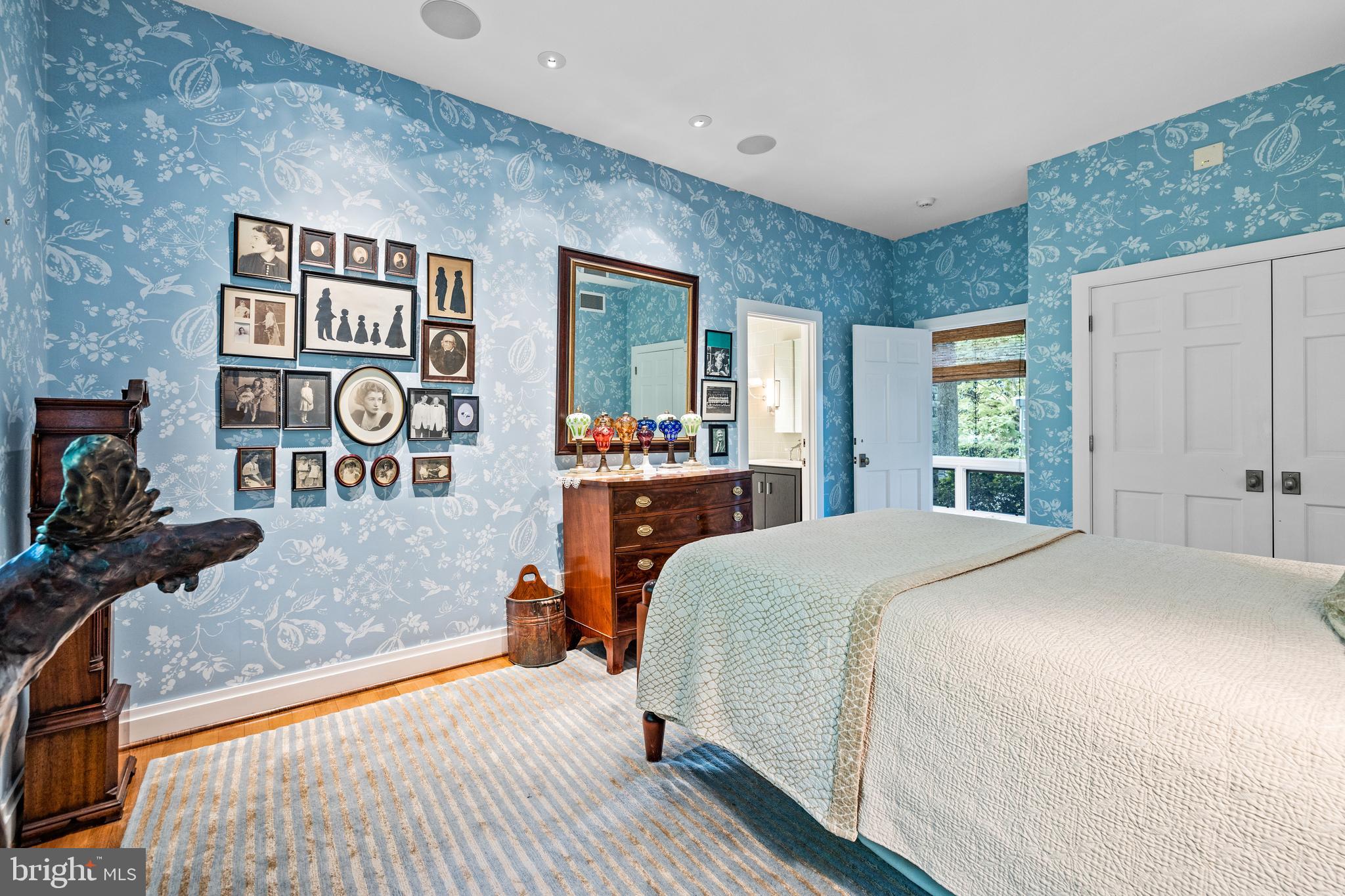 OAK HILL - Residential