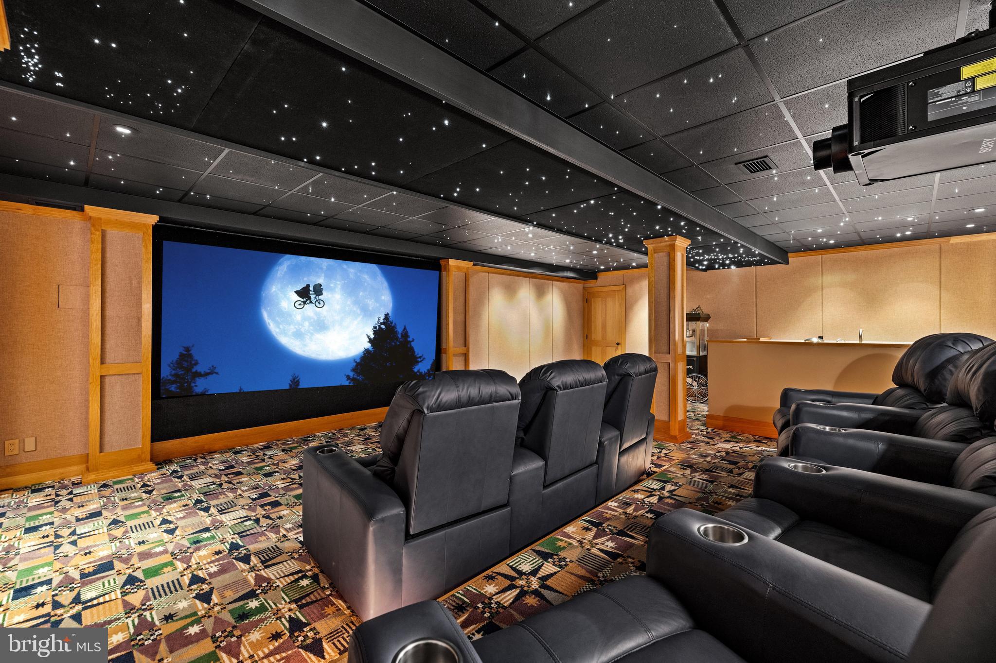 OAK HILL - Residential