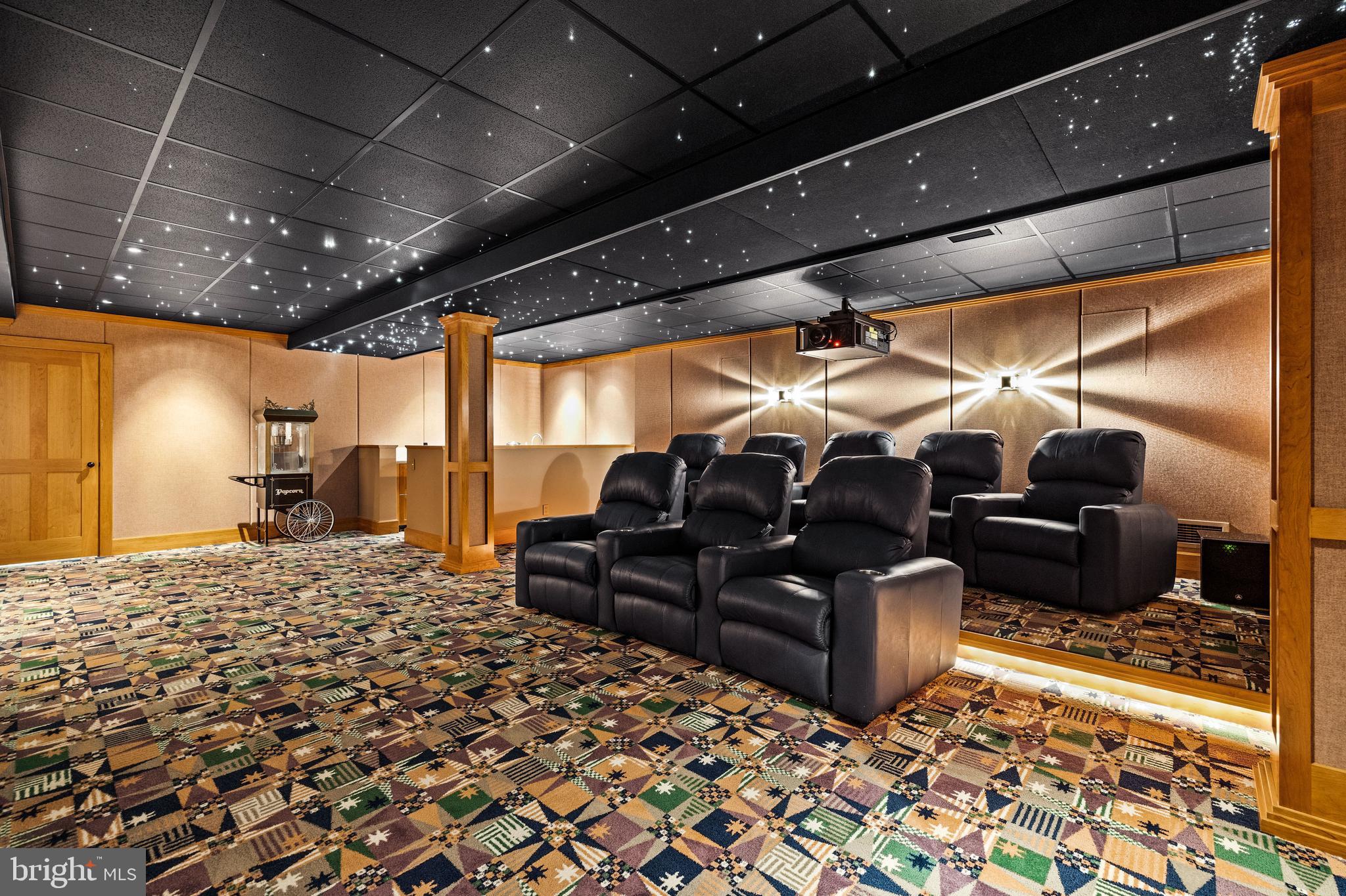 OAK HILL - Residential