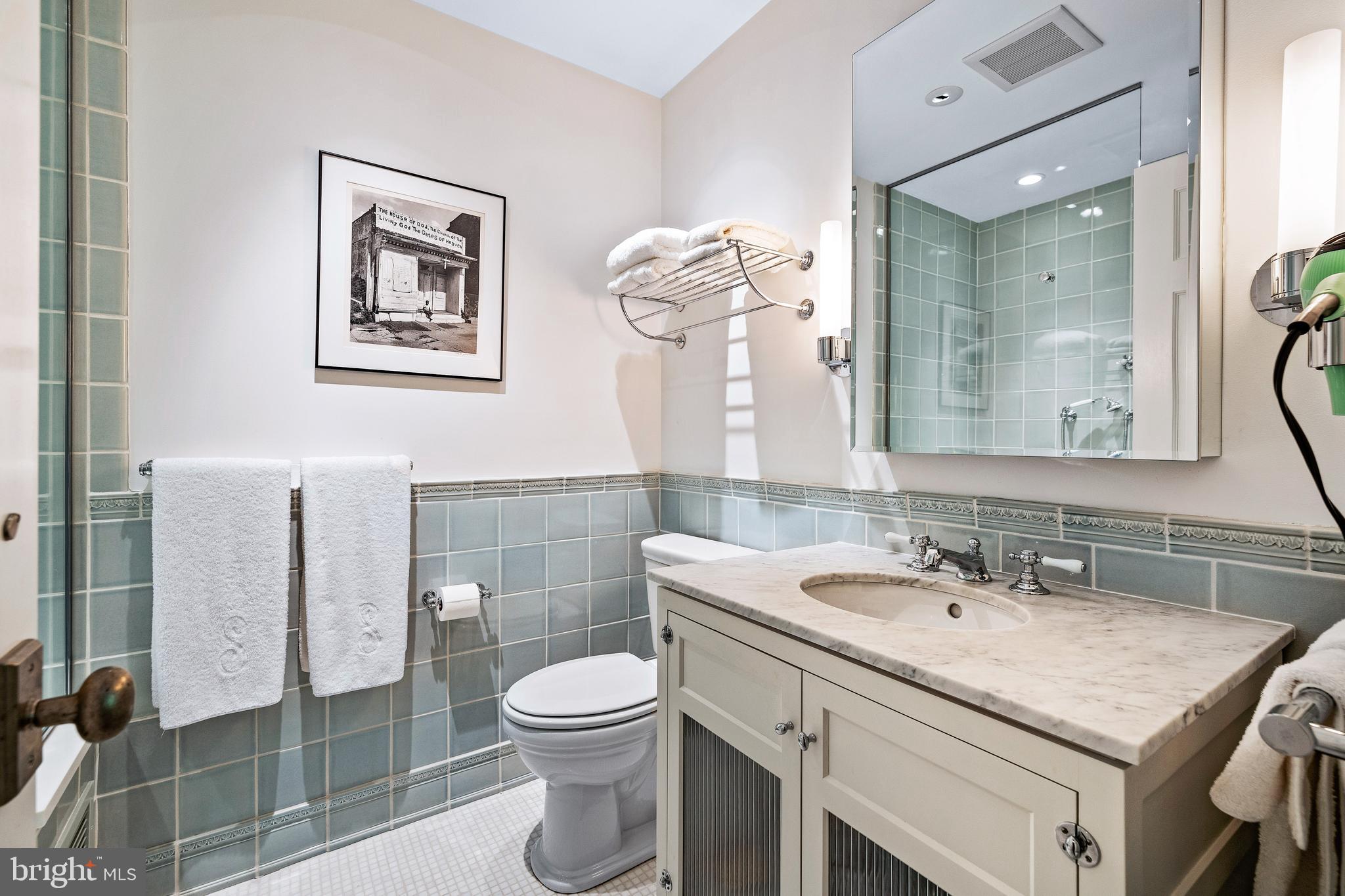 OAK HILL - Residential