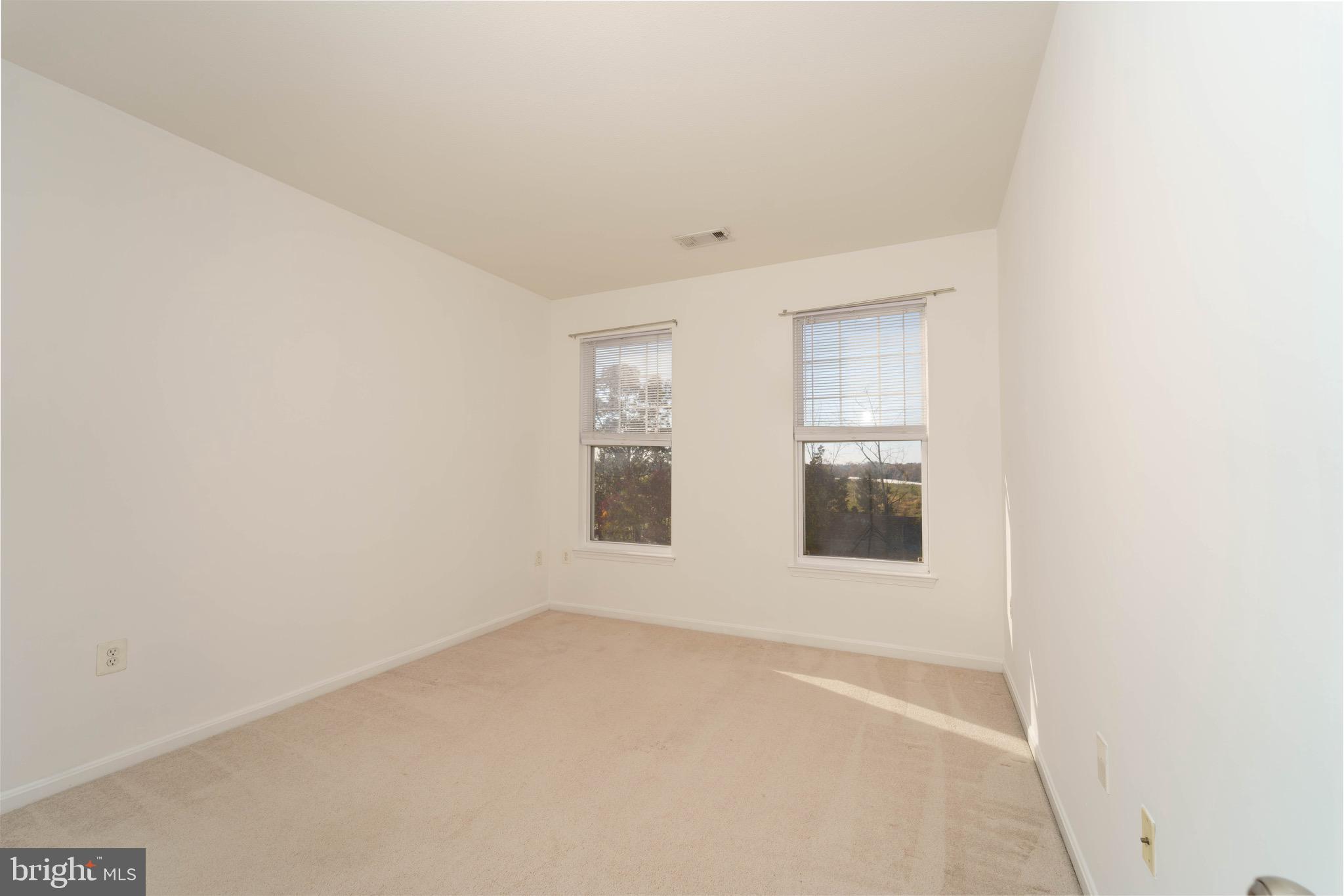 FAIRFAX RIDGE - Residential Lease