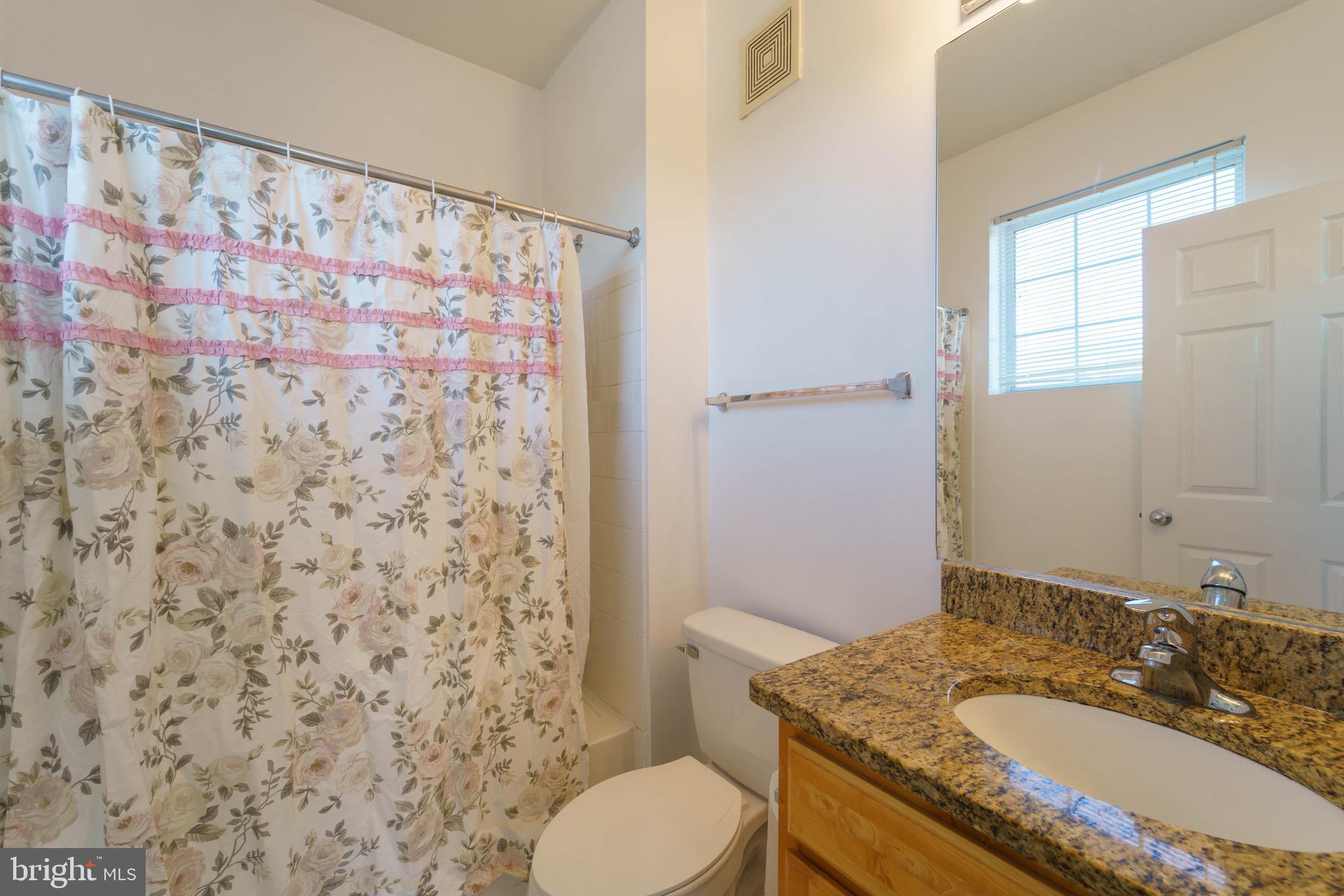 FAIRFAX RIDGE - Residential Lease