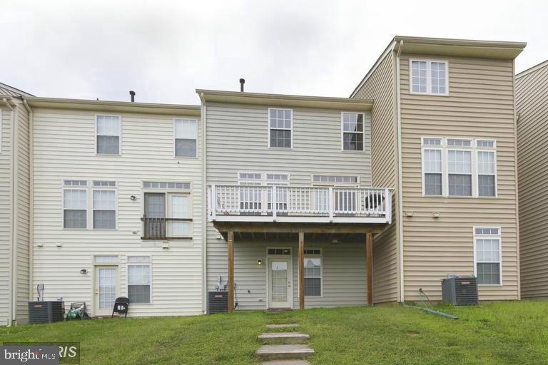 PORT POTOMAC - Residential Lease