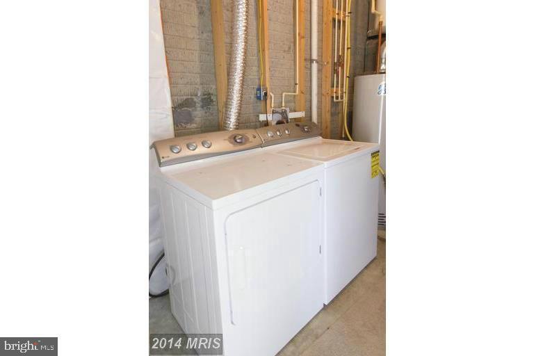 PORT POTOMAC - Residential Lease