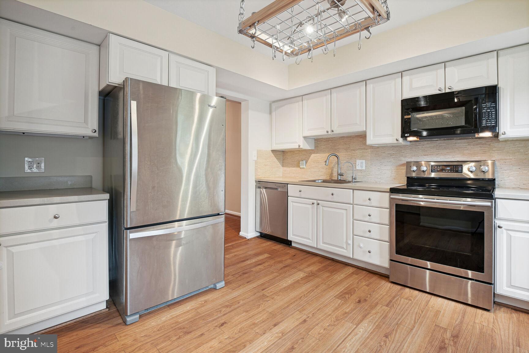 GROSVENOR PARK - Residential Lease