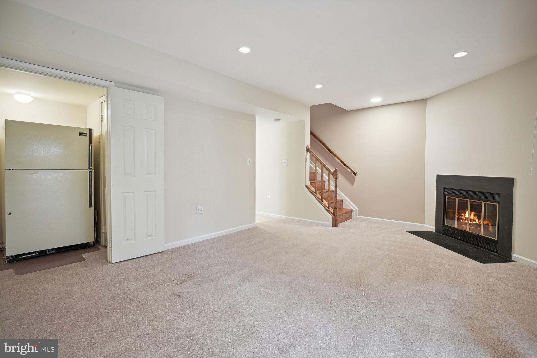 GROSVENOR PARK - Residential Lease