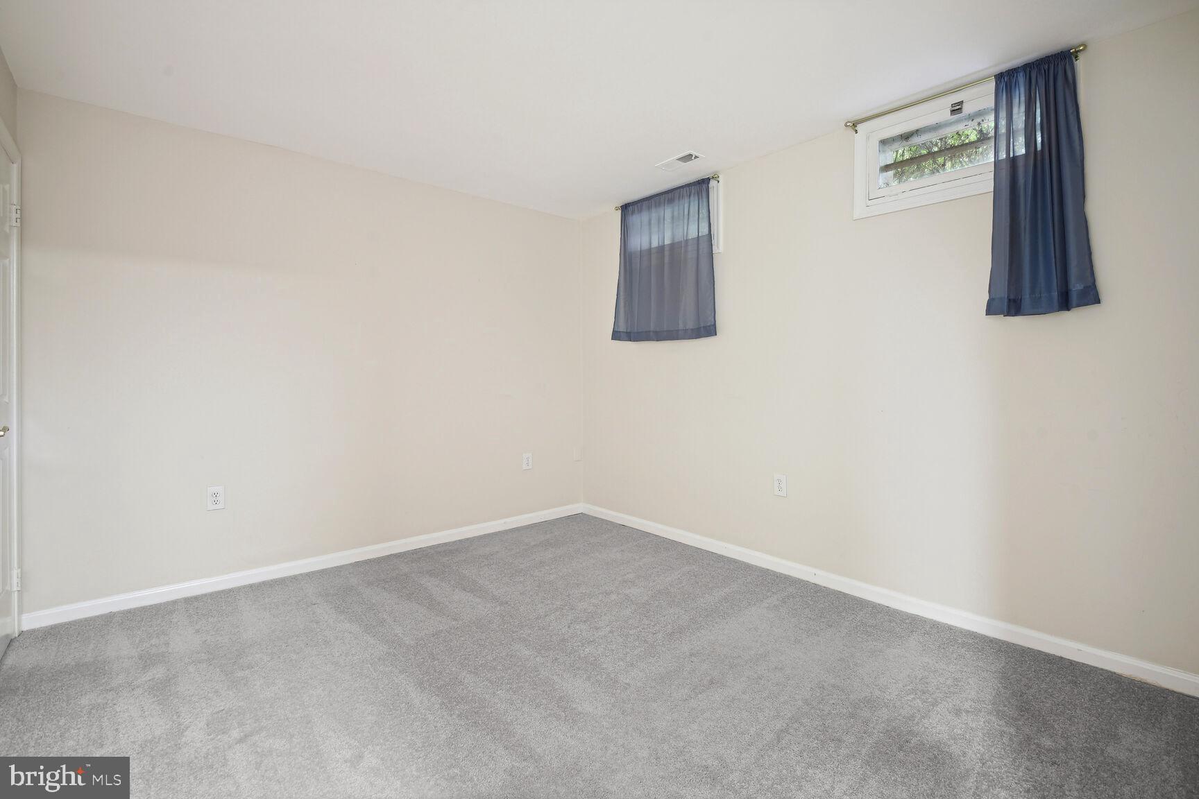 GROSVENOR PARK - Residential Lease