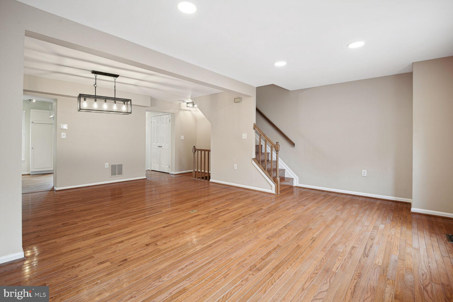 GROSVENOR PARK - Residential Lease