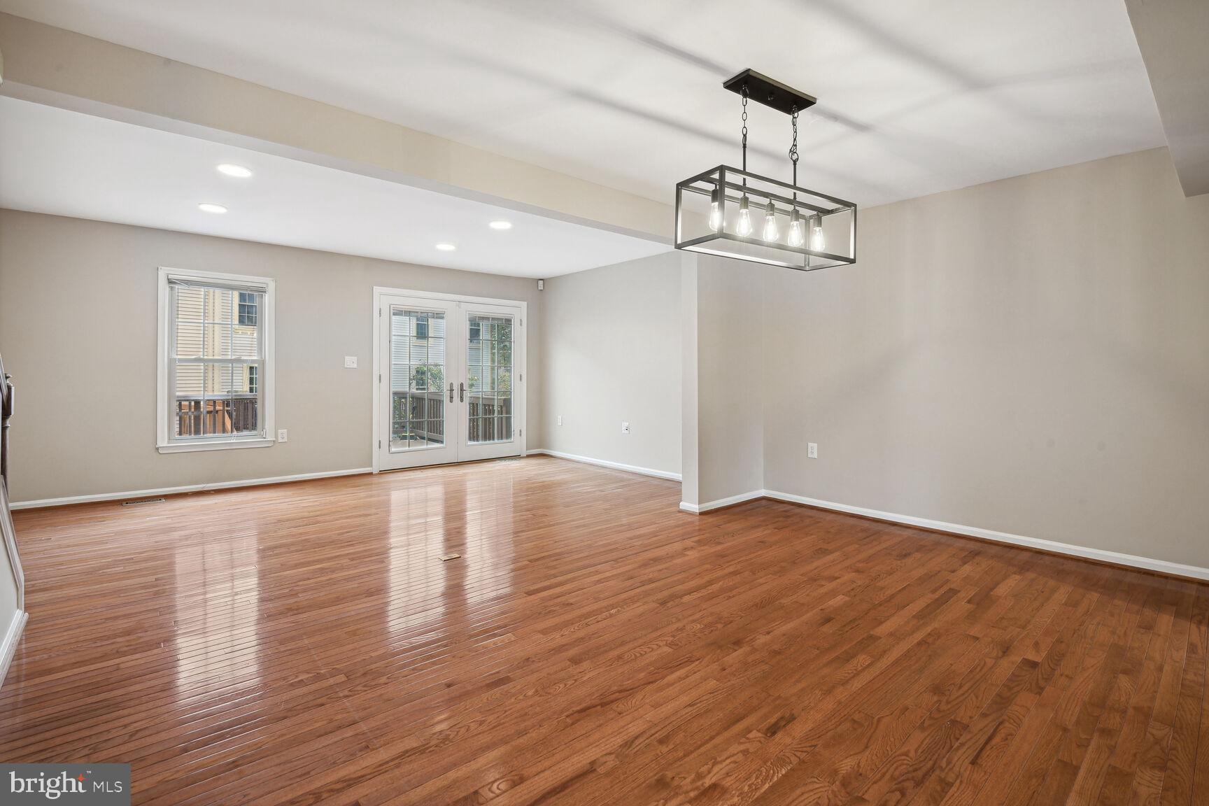 GROSVENOR PARK - Residential Lease