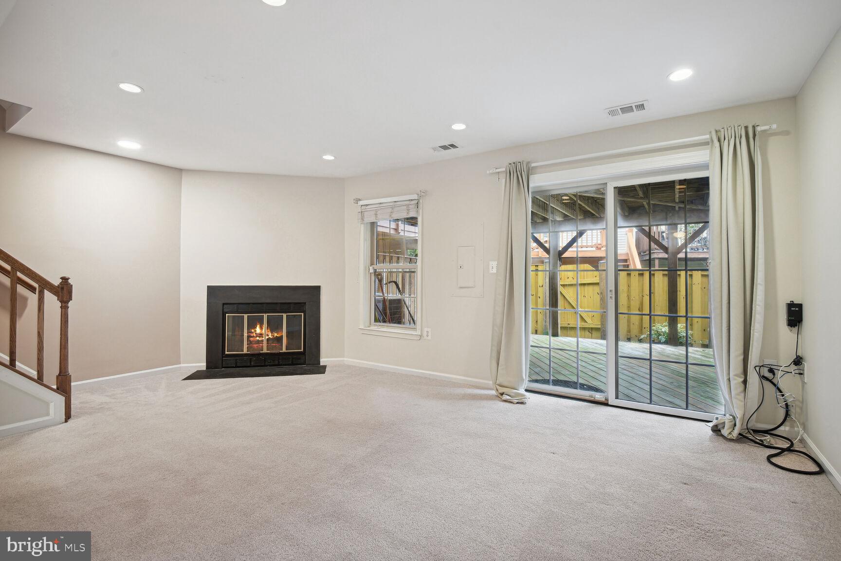 GROSVENOR PARK - Residential Lease