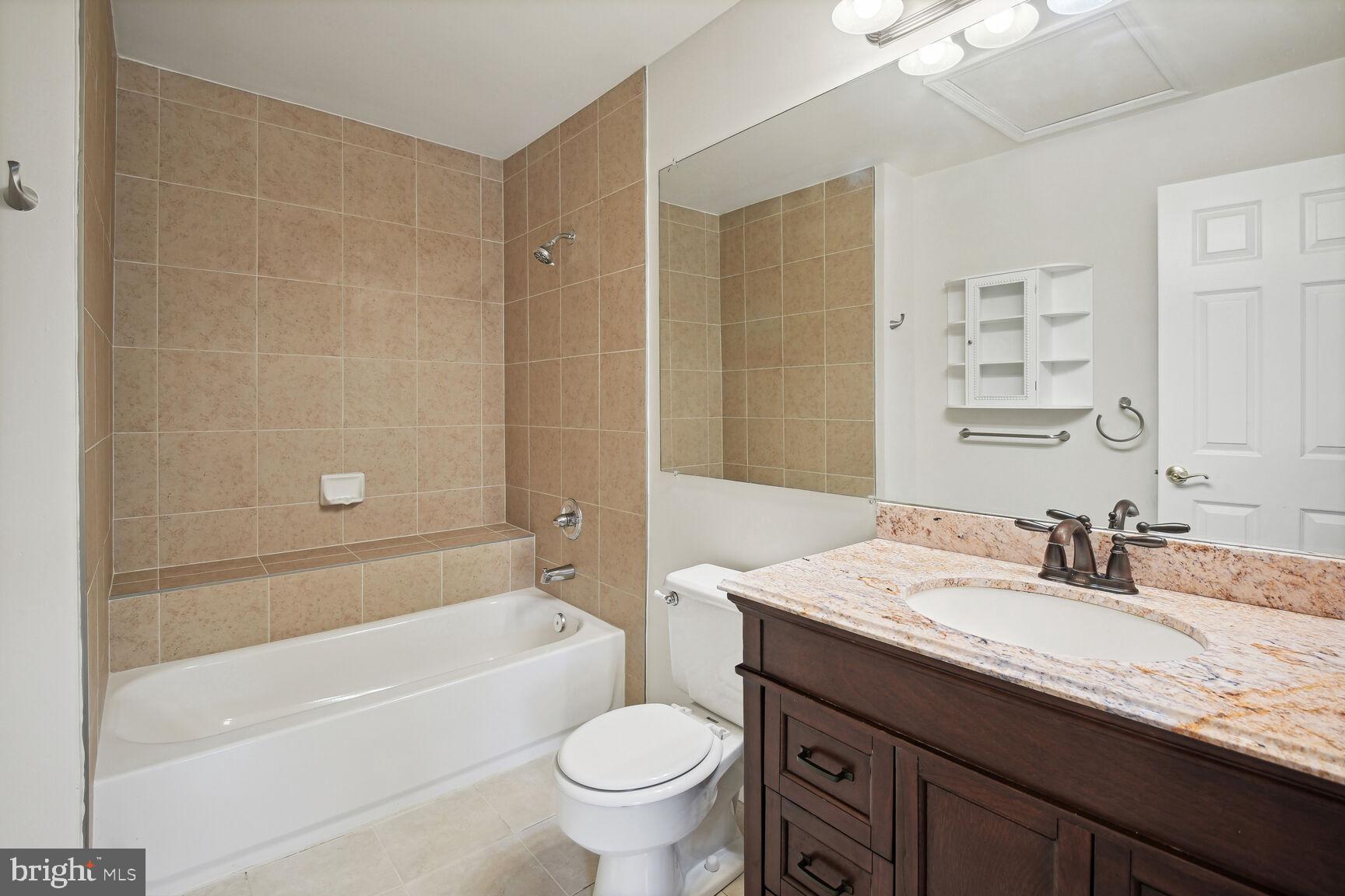 GROSVENOR PARK - Residential Lease