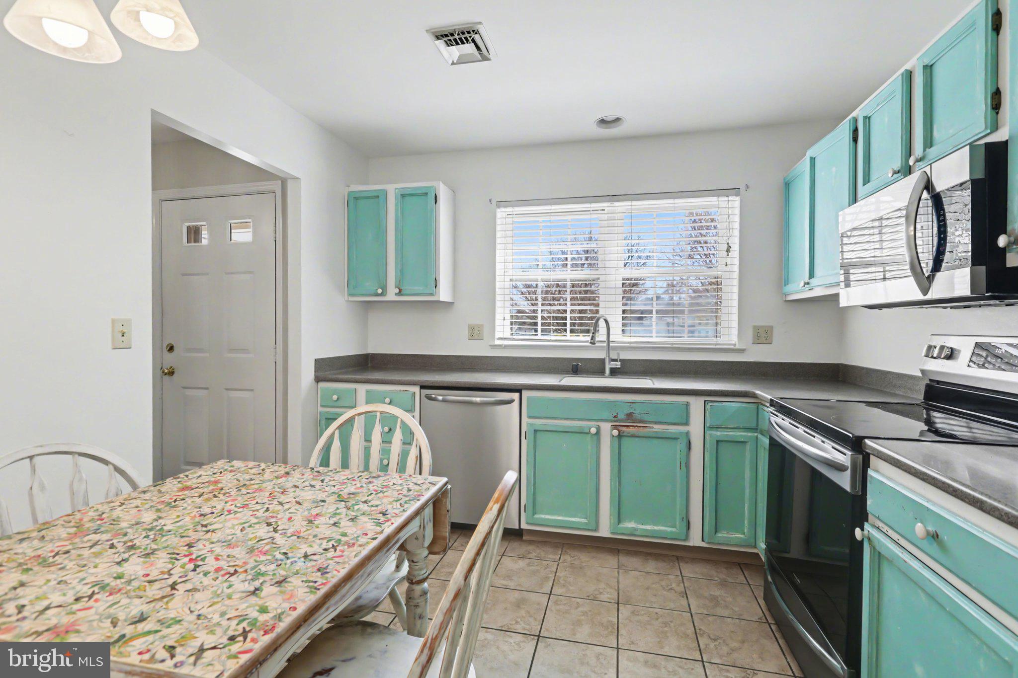 ROCKLEDGE - Residential