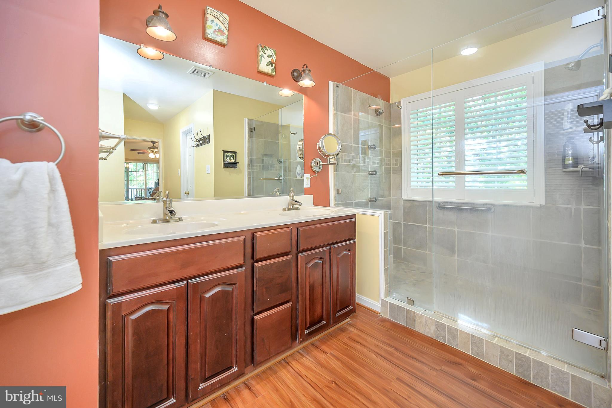 LAKE OF THE WOODS - Residential