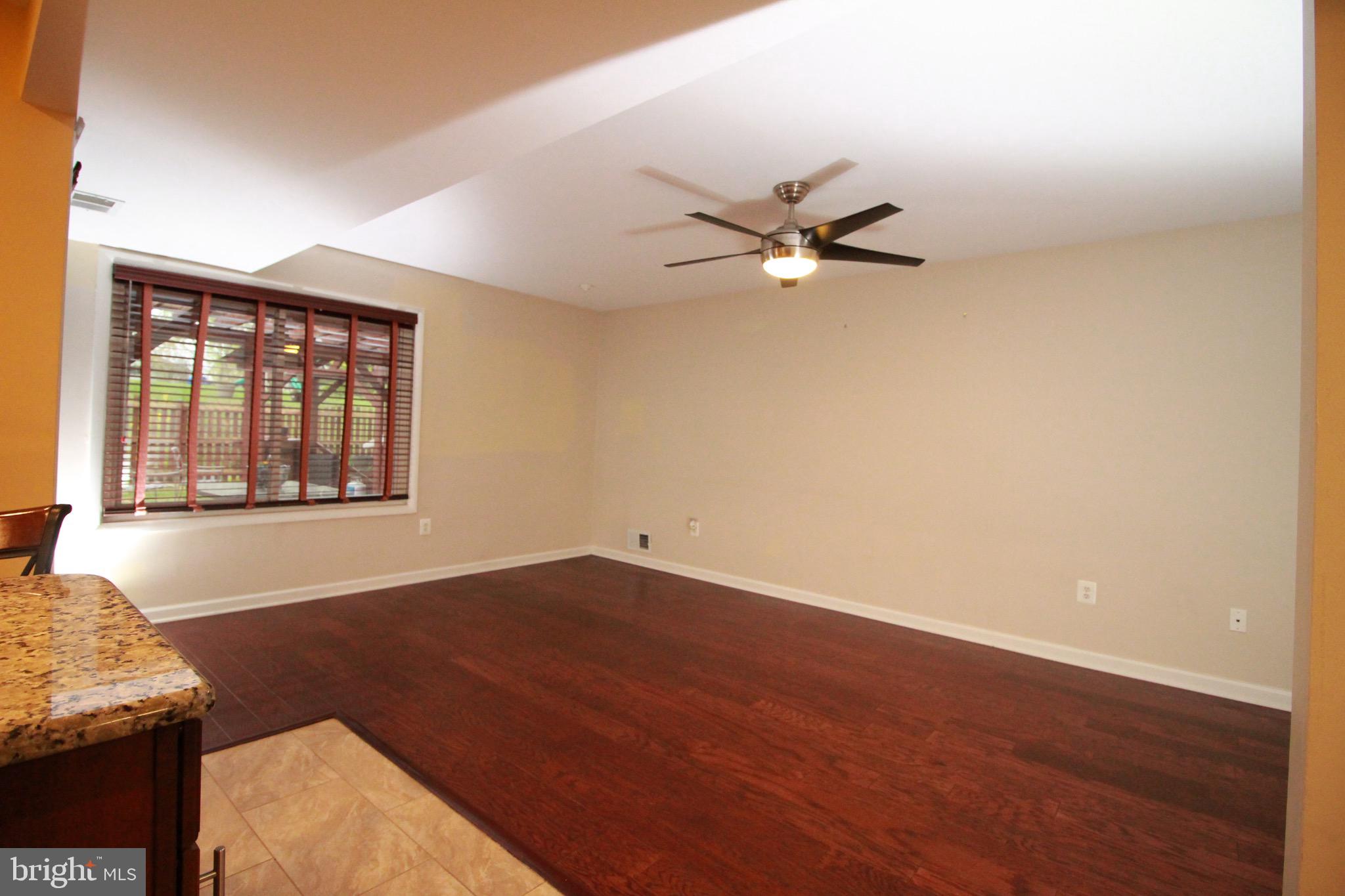 SUGARLAND RUN - Residential