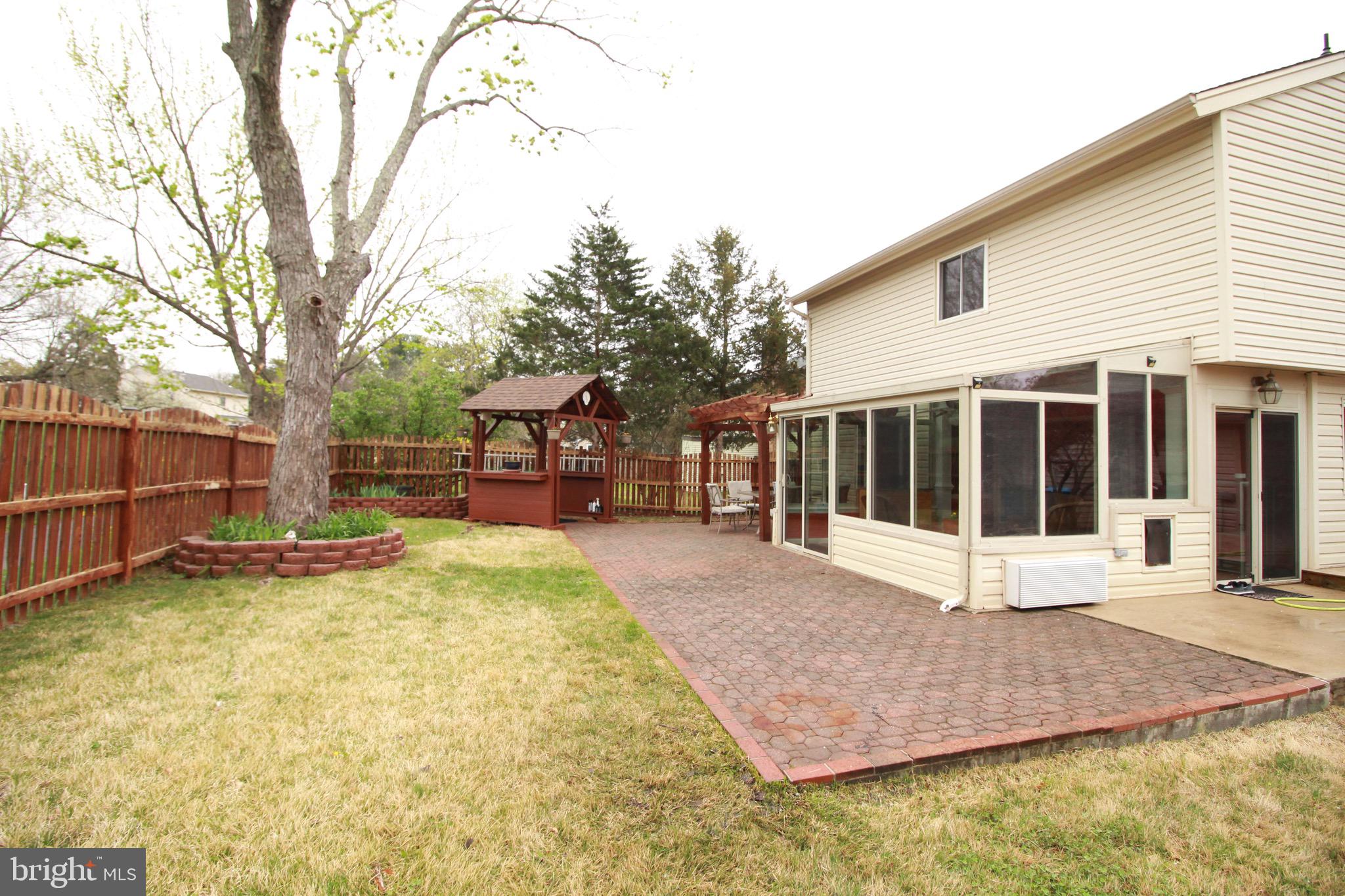 SUGARLAND RUN - Residential