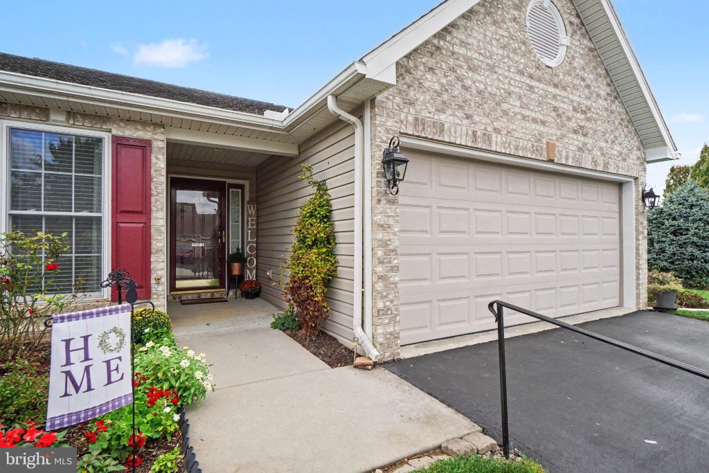 Photo of 108 Merrihill Drive, CARLISLE, PA 17015 (MLS # PACB2059568)