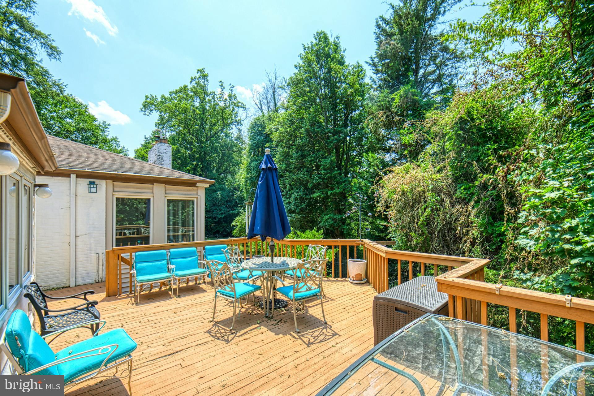 SHIRLEY WOODS - Residential