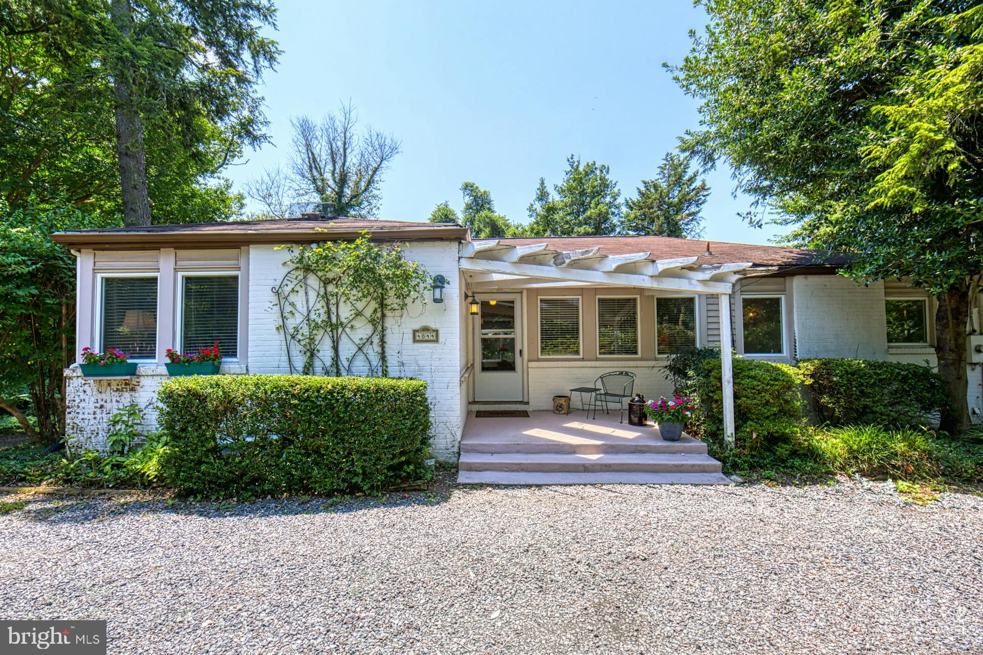 SHIRLEY WOODS - Residential