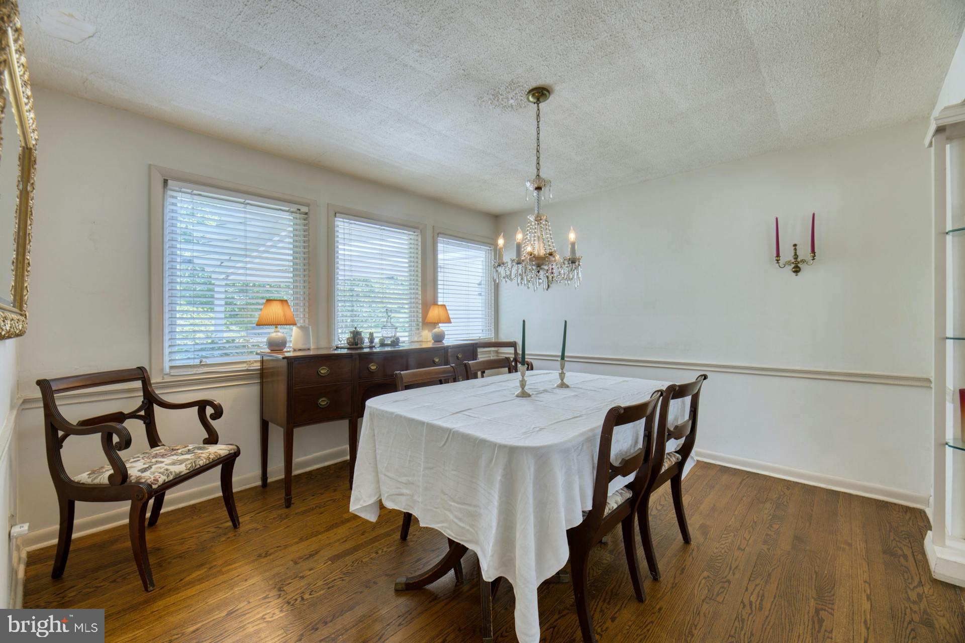 SHIRLEY WOODS - Residential