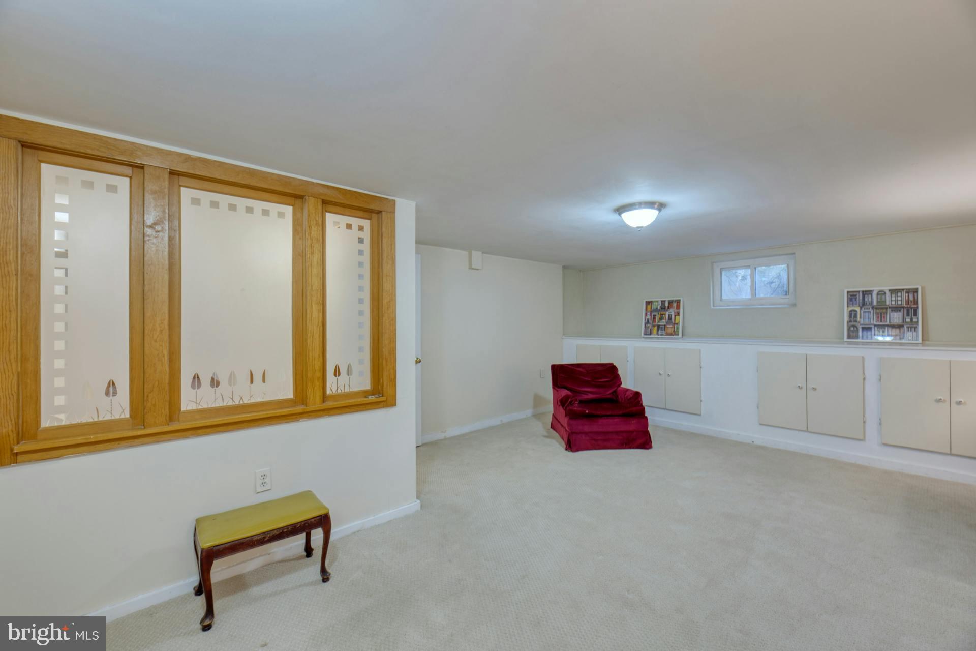 SHIRLEY WOODS - Residential