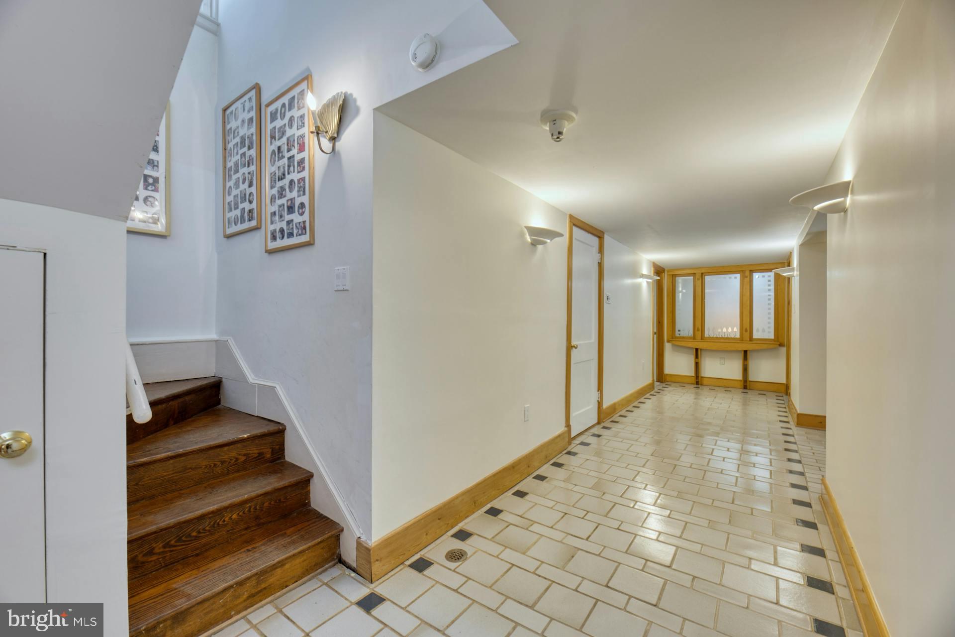 SHIRLEY WOODS - Residential