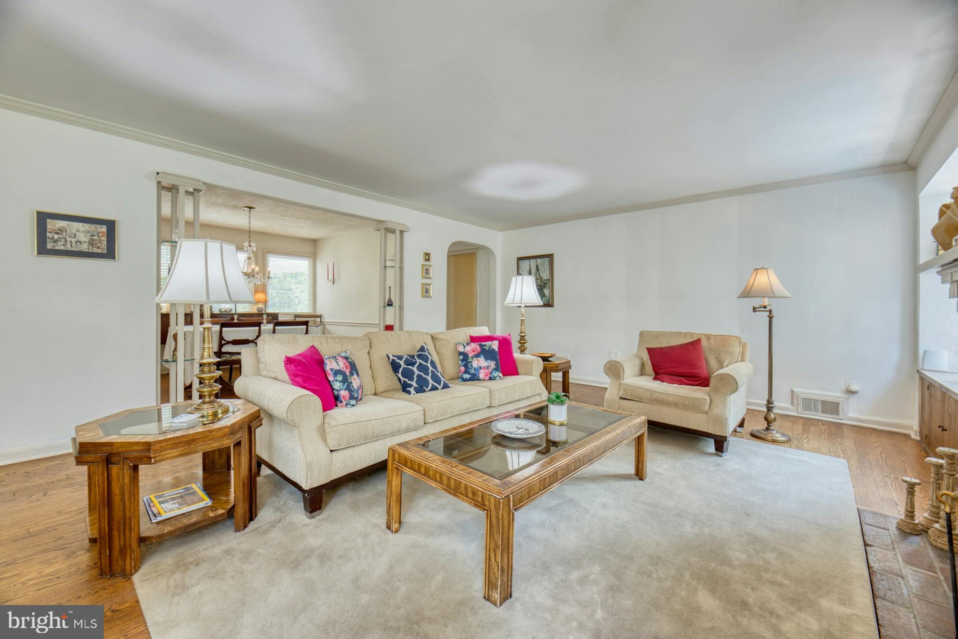 SHIRLEY WOODS - Residential