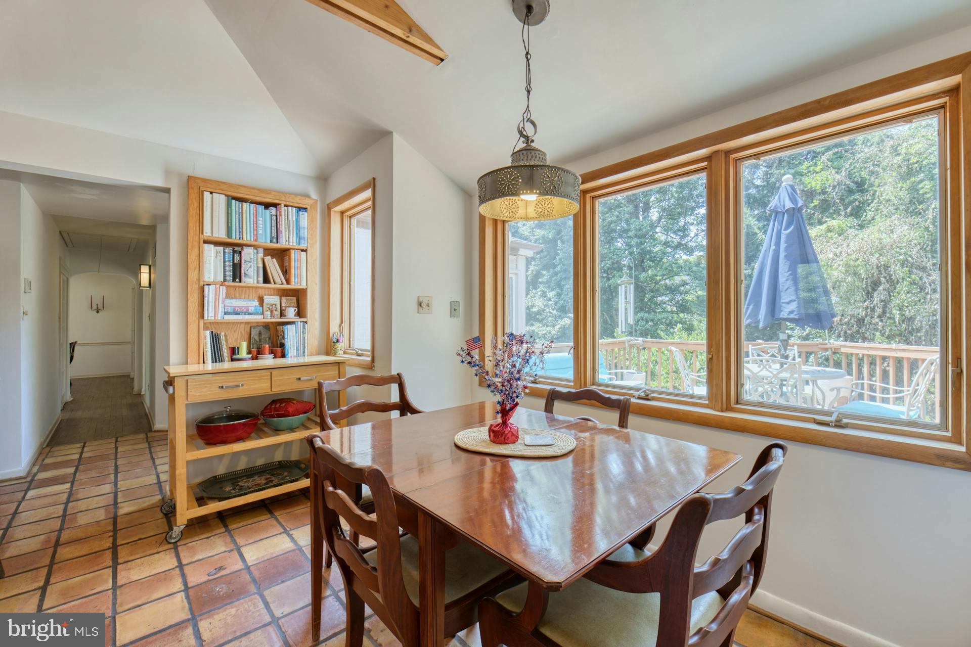 SHIRLEY WOODS - Residential