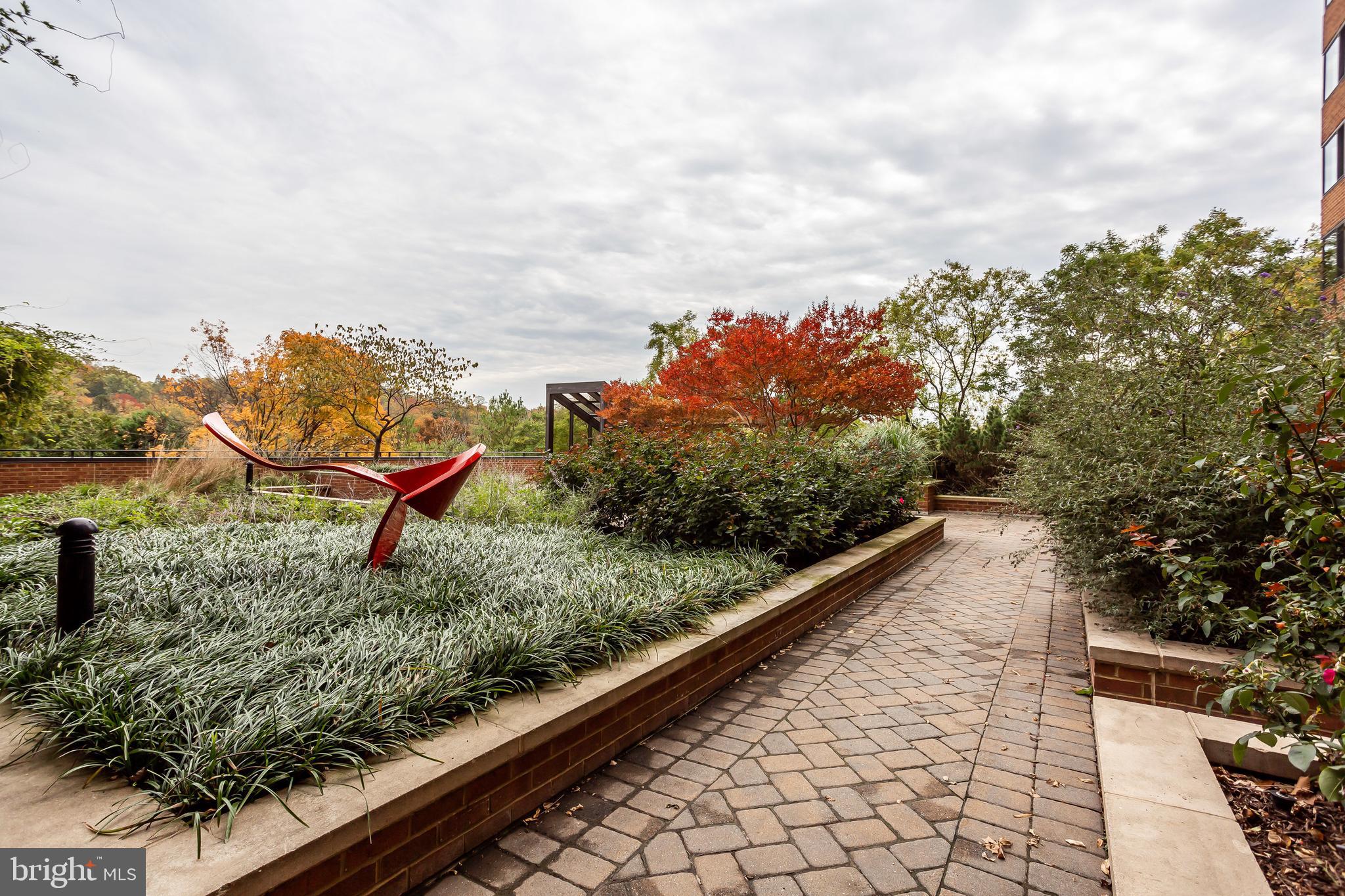 CROSS KEYS - Residential