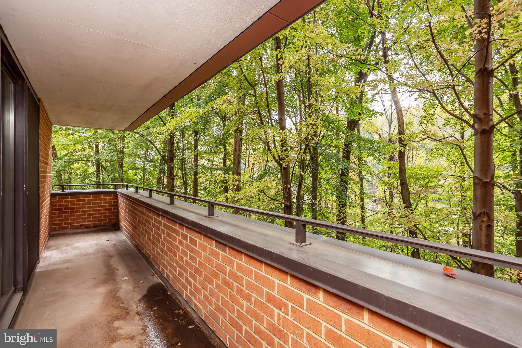 CROSS KEYS - Residential