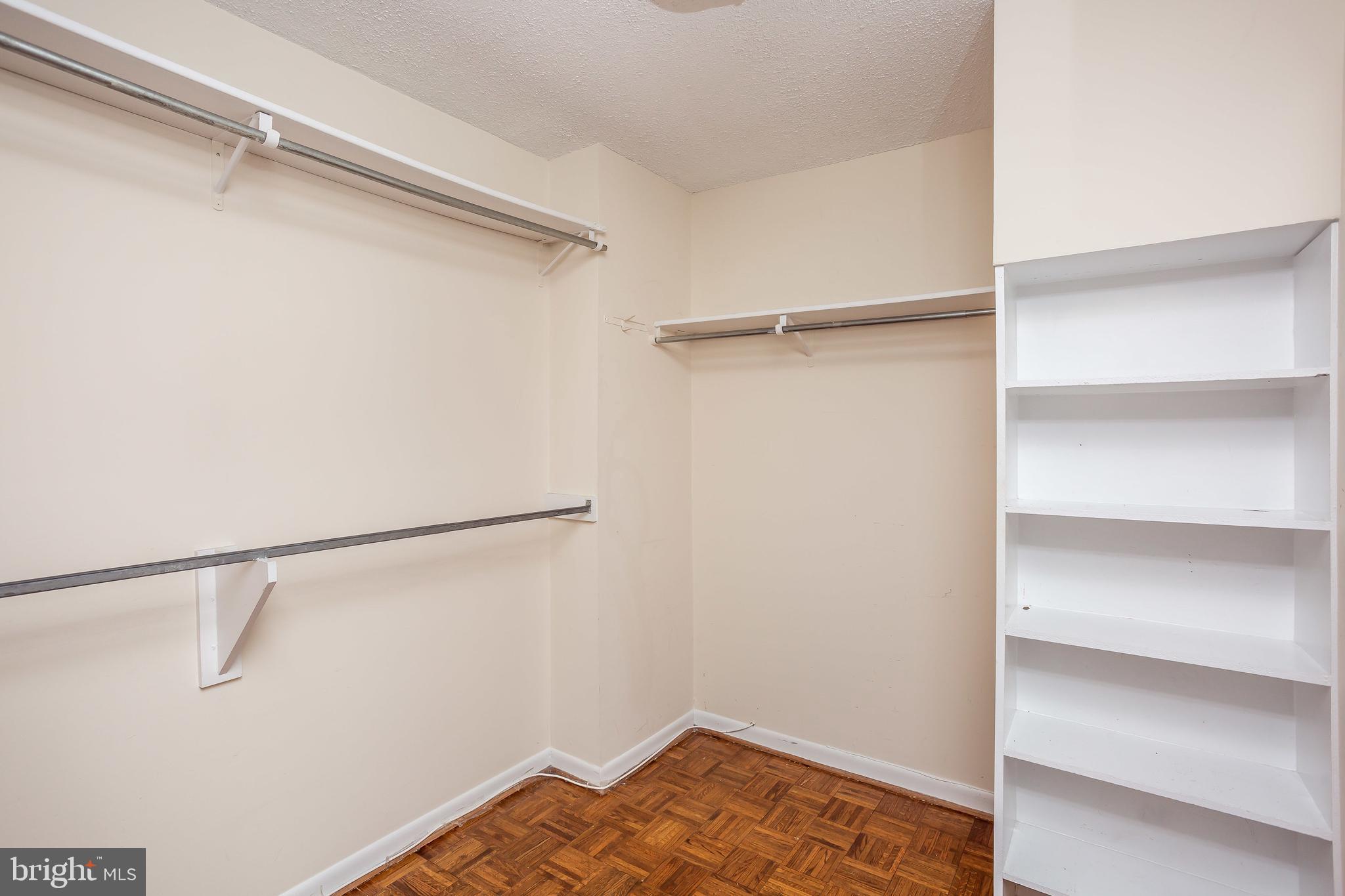 CROSS KEYS - Residential