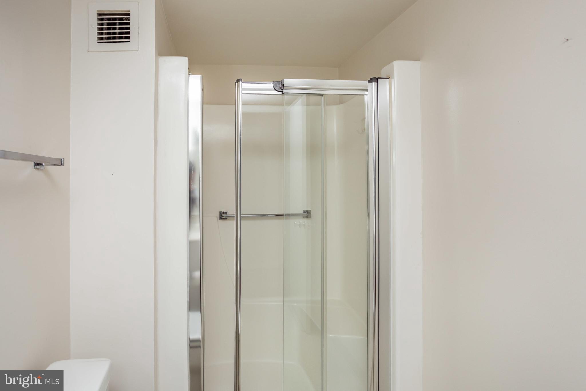 CROSS KEYS - Residential