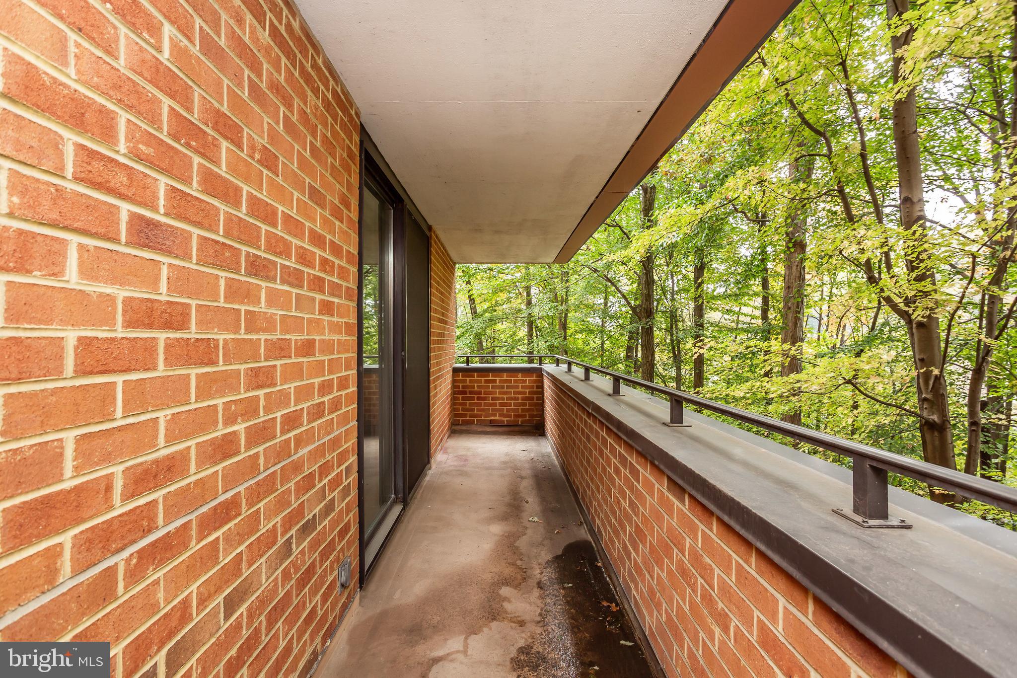 CROSS KEYS - Residential