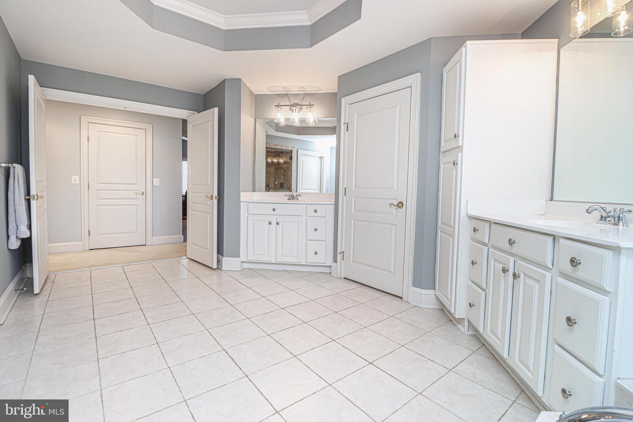 CEDAR CREST - Residential