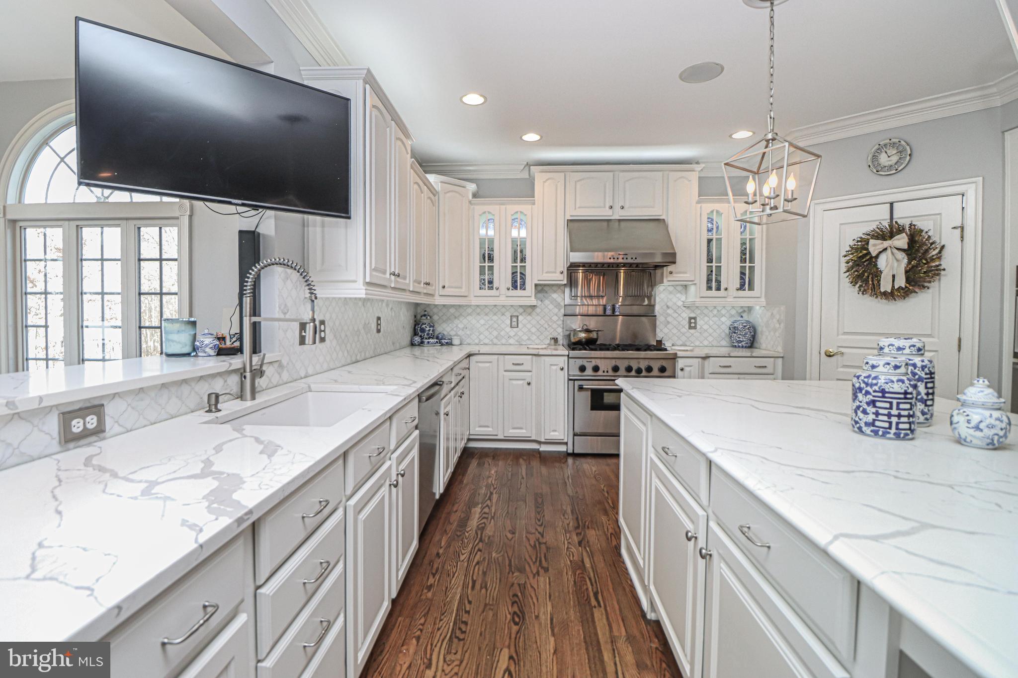 CEDAR CREST - Residential